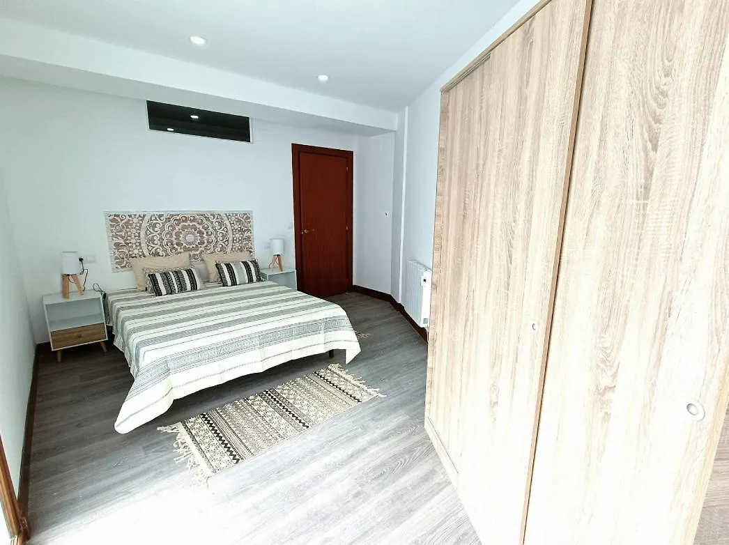 Urruetxea Daire Bilbao 0*,  İspanya